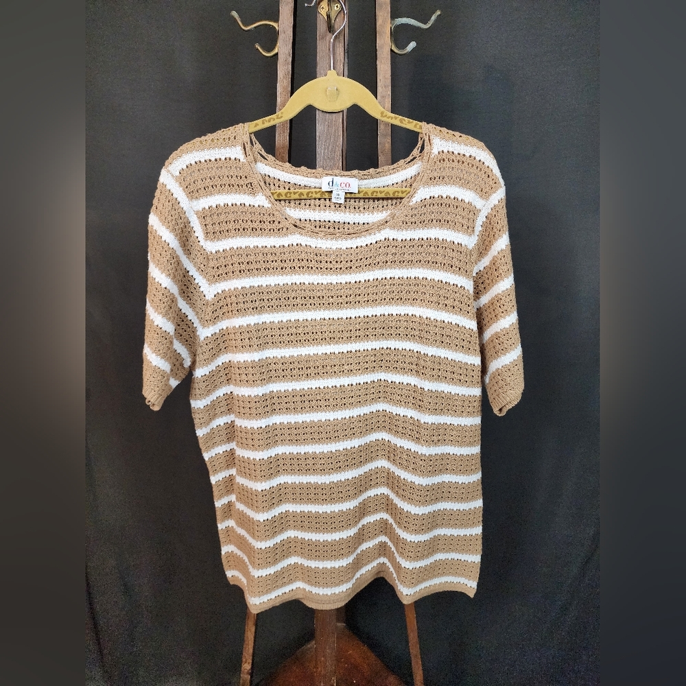 Denim and Company Knitted Short Sleeve Top